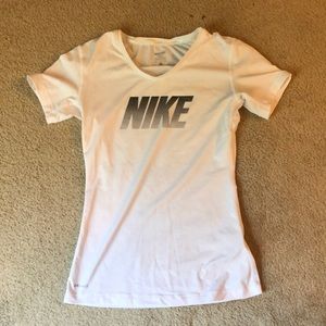 Nike fitted t shirt